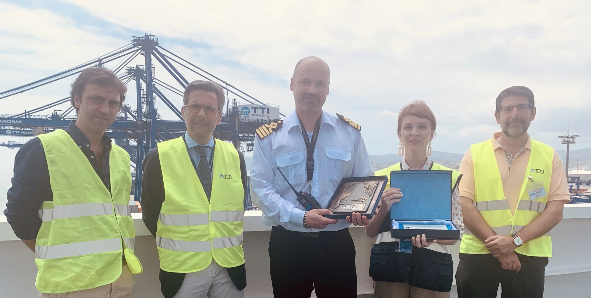 El `Venetiko´estrena el servicio Mediterranean Gulf Express MGX