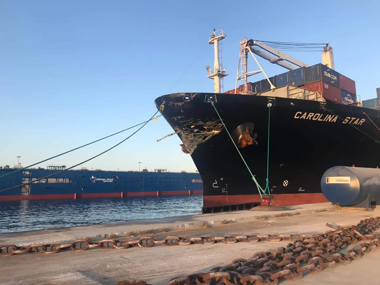 El `Carolina Star´será reparado en Cernaval tras la colisión con el `Nápoles´