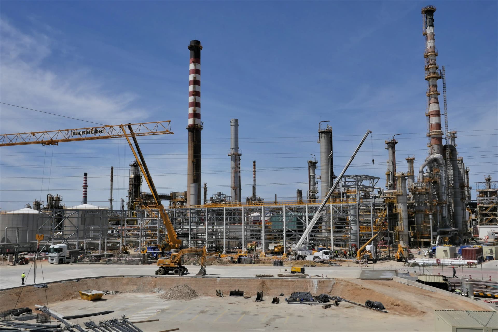 La Planta Química Puente Mayorga, primera del mundo en reemplazar la tecnología HF por el sistema Detal
