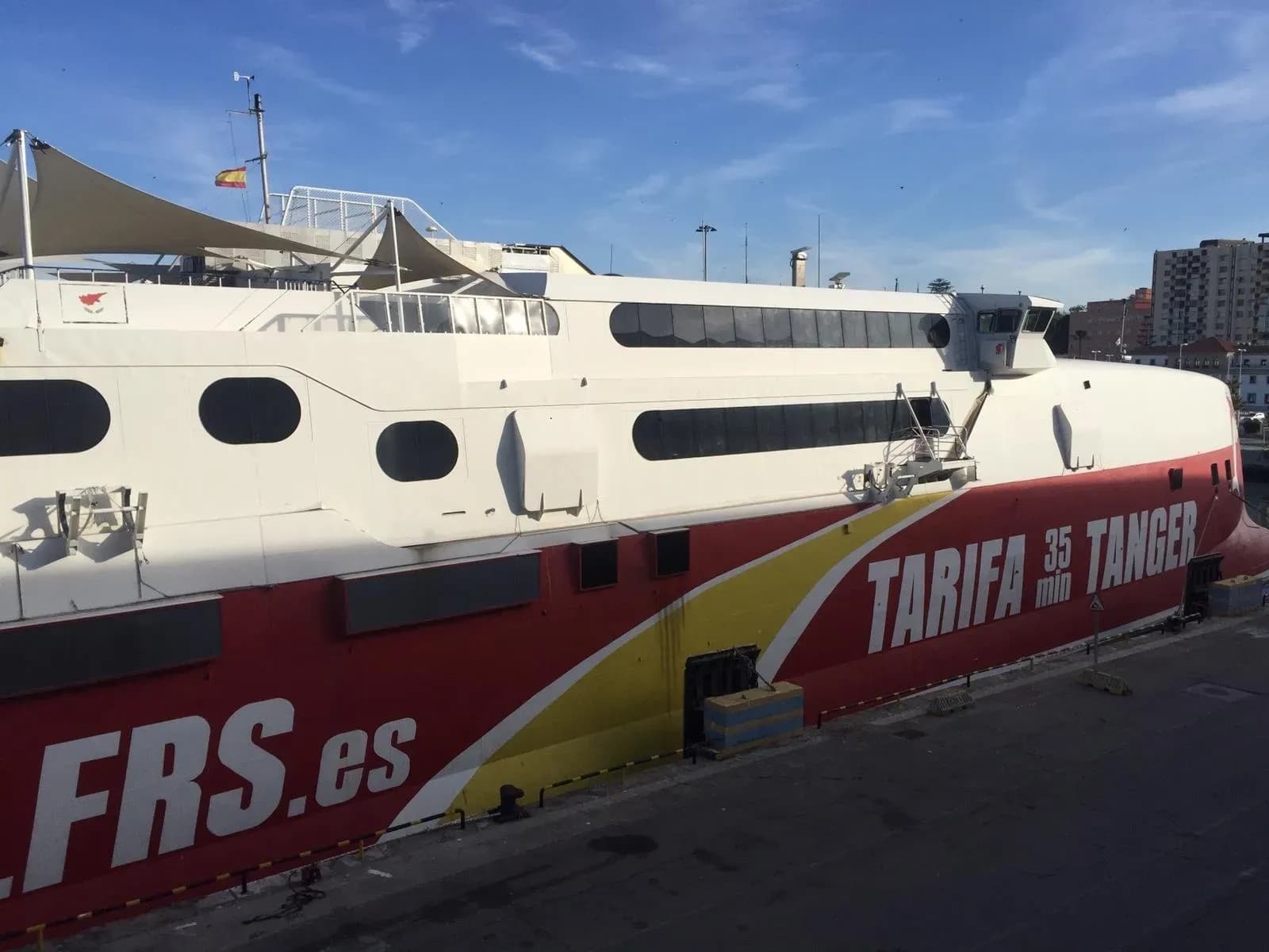 FRS pone a punto sus barcos antes de la OPE
