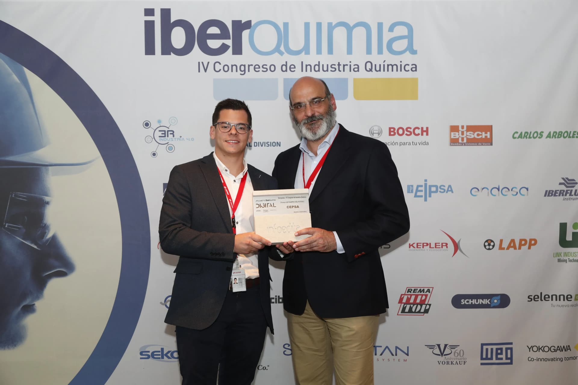 Cepsa, premiada por su proyecto de inteligencia artificial para optimizar sus procesos químicos