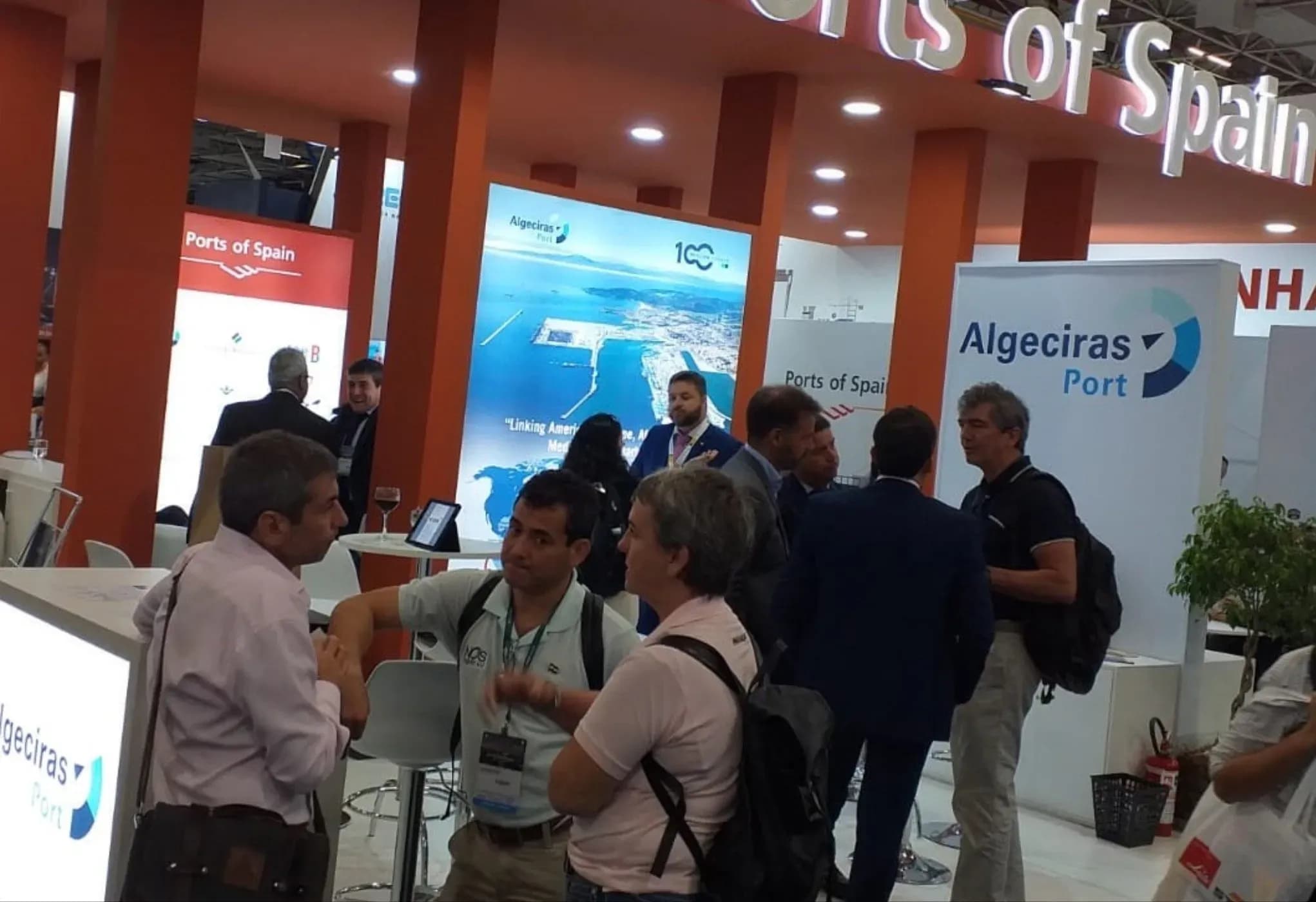 El puerto de Algeciras incrementa sus contactos en Intermodal