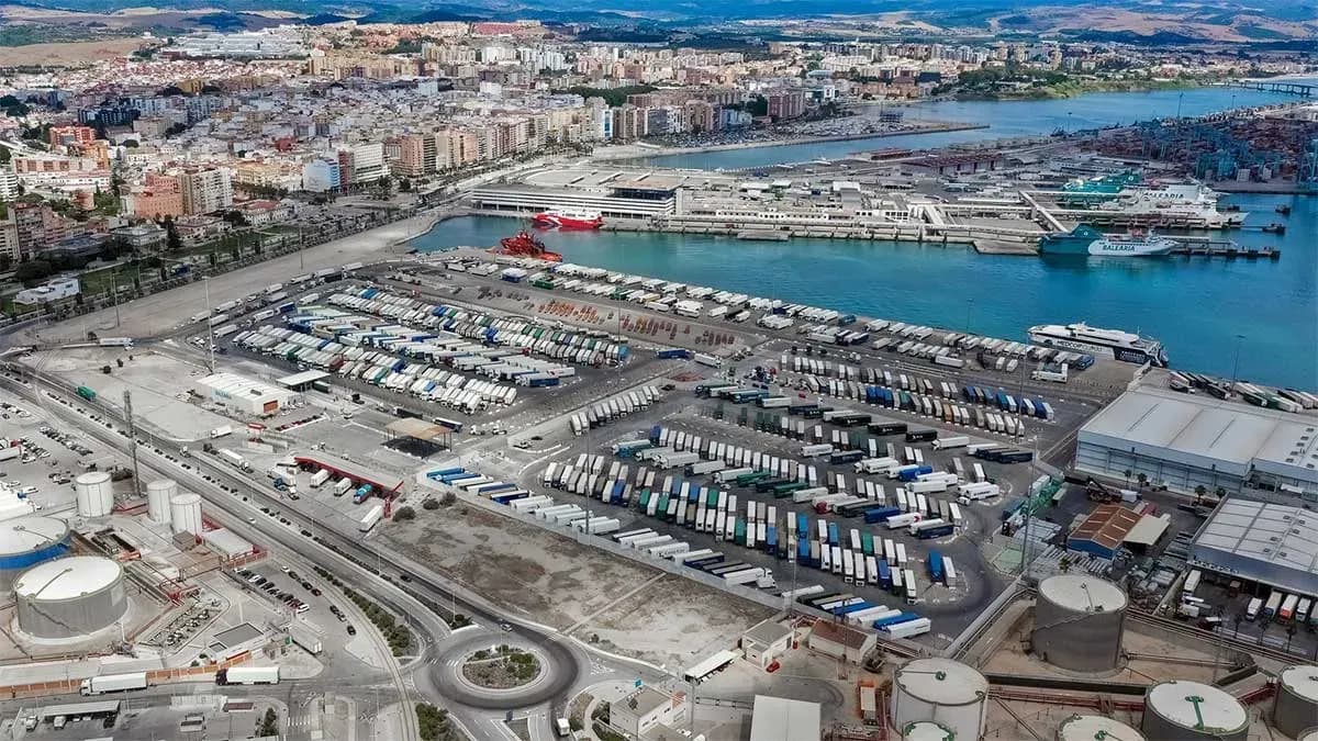 Aduanas endurece desde hoy el control de camiones en el Puerto de Algeciras