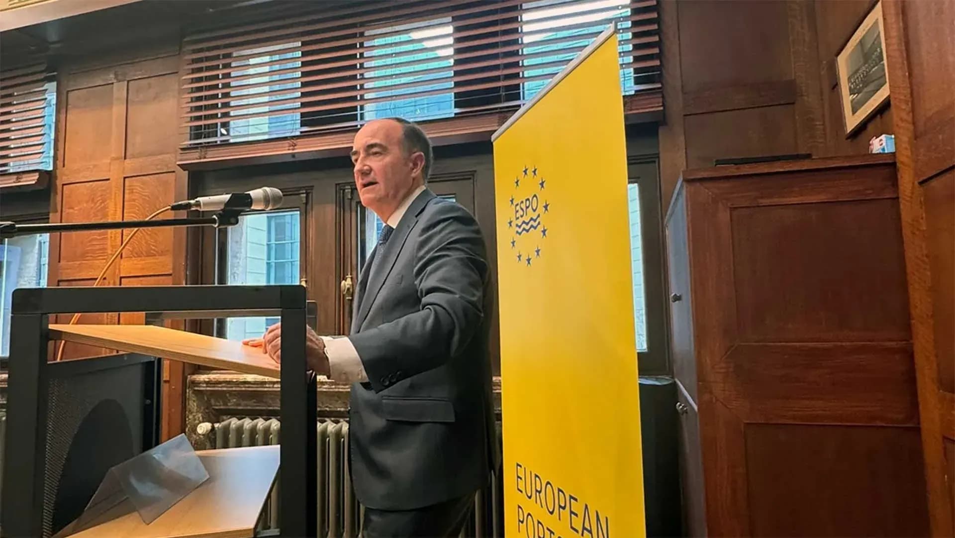 Gerardo Landaluce advierte en Bruselas de que las inversiones desviadas a puertos extracomunitarios por el ETS no se recuperarán