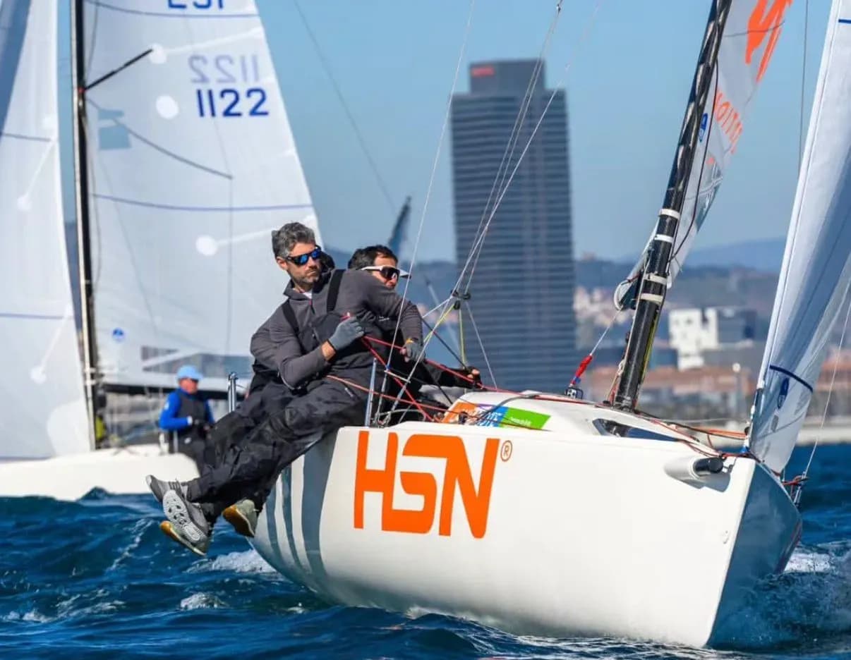 El HSN Sailing Team conquista Barcelona en un final de infarto