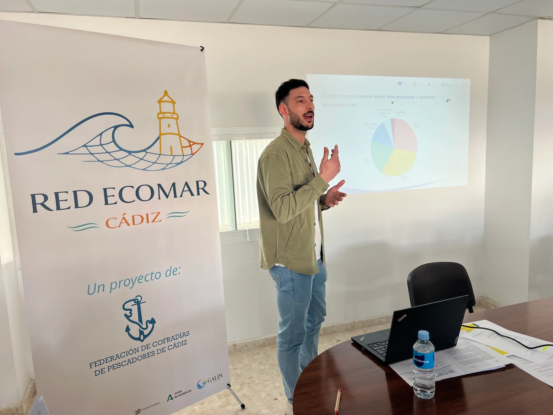 El Puerto de Santa María reúne al sector para analizar el futuro del arrastre en el Golfo de Cádiz