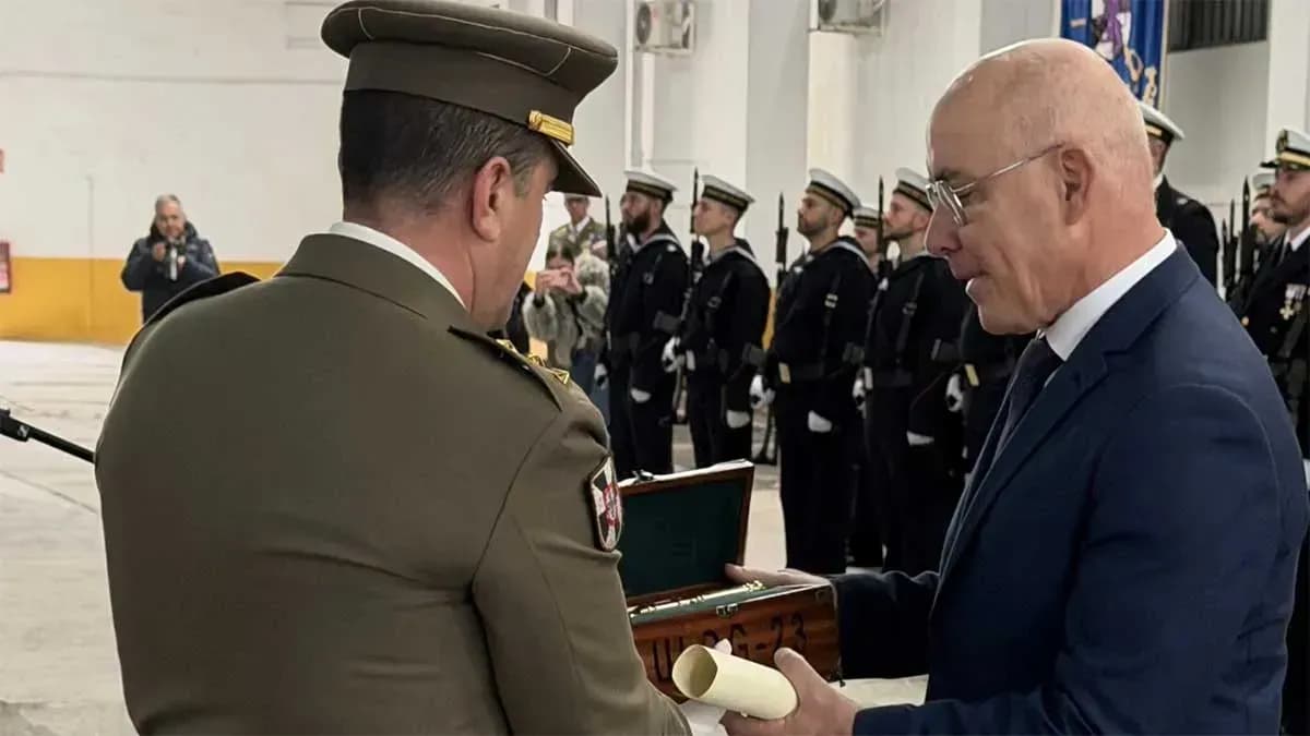 Manuel Sánchez de Alcázar, nombrado Almojarife de Honor por la ULOG 23 de Ceuta