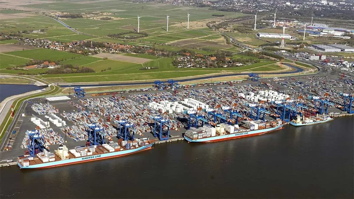 Bremerhaven crece un 5,9% en el primer semestre y mueve 34,5 millones de toneladas