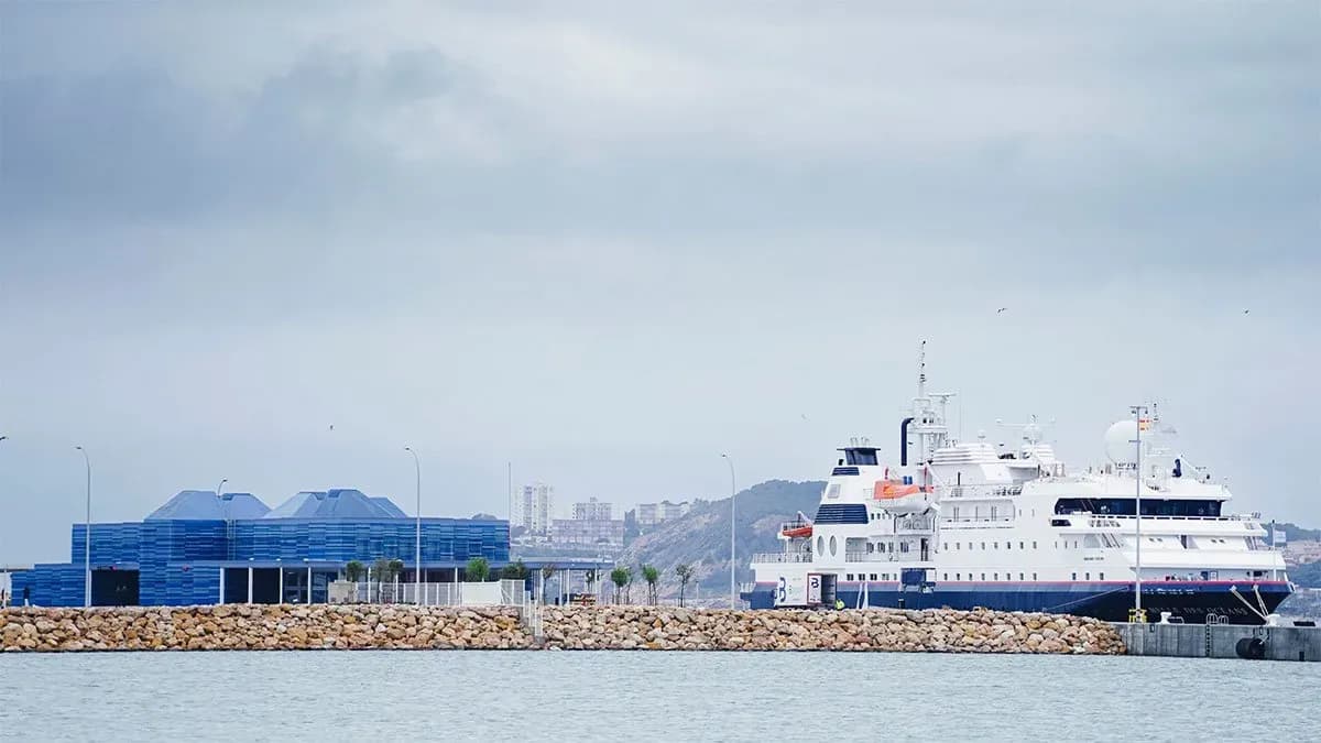 El Puerto de Tarragona licita las primeras actuaciones del sistema OPS para electrificar el Muelle de Baleares
