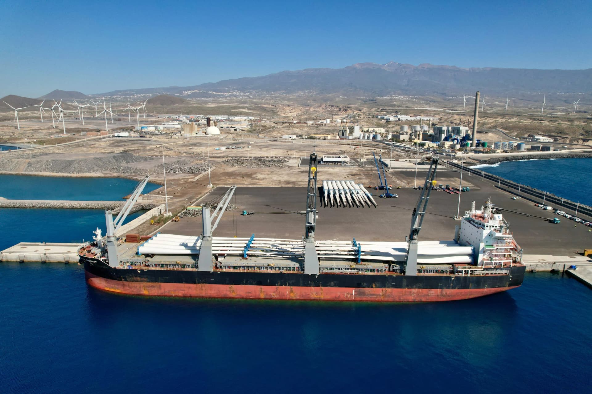 Actuación “definitoria” para culminar el puerto de Granadilla