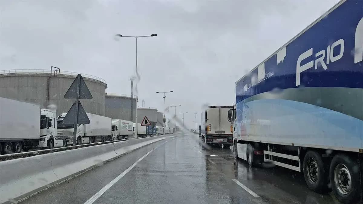 El Puerto de Algeciras mantendrá canceladas todas las operaciones marítimas durante la jornada del miércoles por la borrasca Joseph