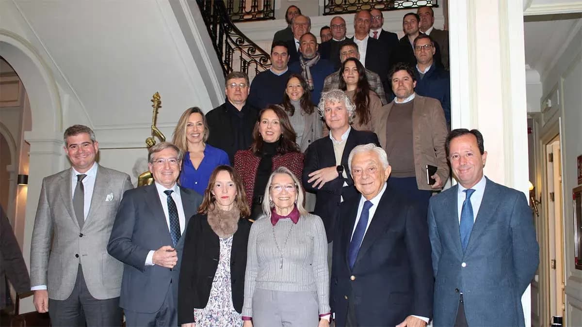 Empresas e instituciones analizan el futuro de la Zona Franca de Sevilla en una jornada de trabajo conjunta