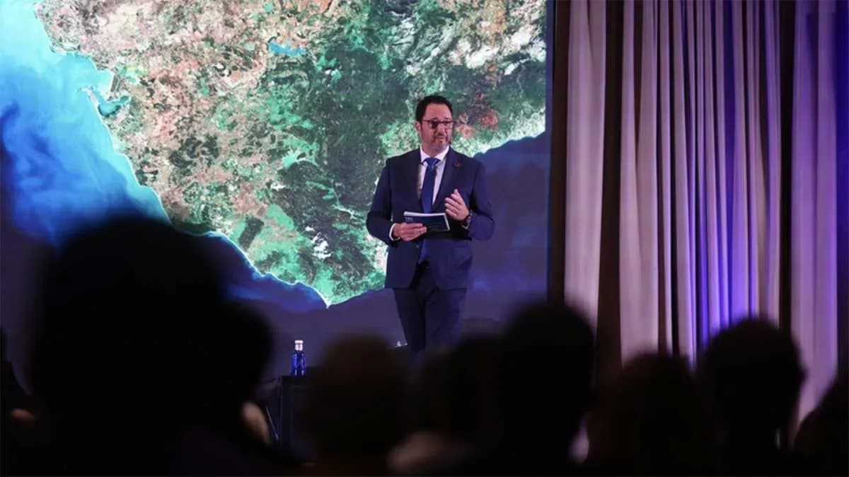 La CEC presenta un informe provincial que identifica las infraestructuras prioritarias para el desarrollo económico de Cádiz