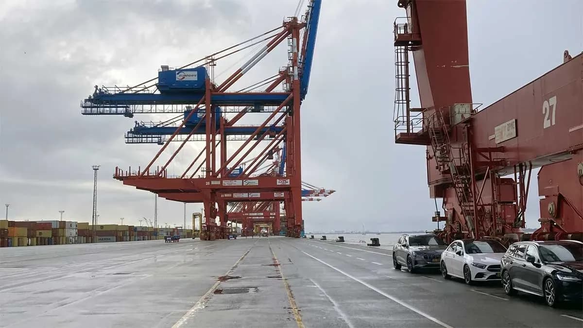 Kalmar trasladará y modificará dos grúas STS de Eurogate entre Bremerhaven y Wilhelmshaven