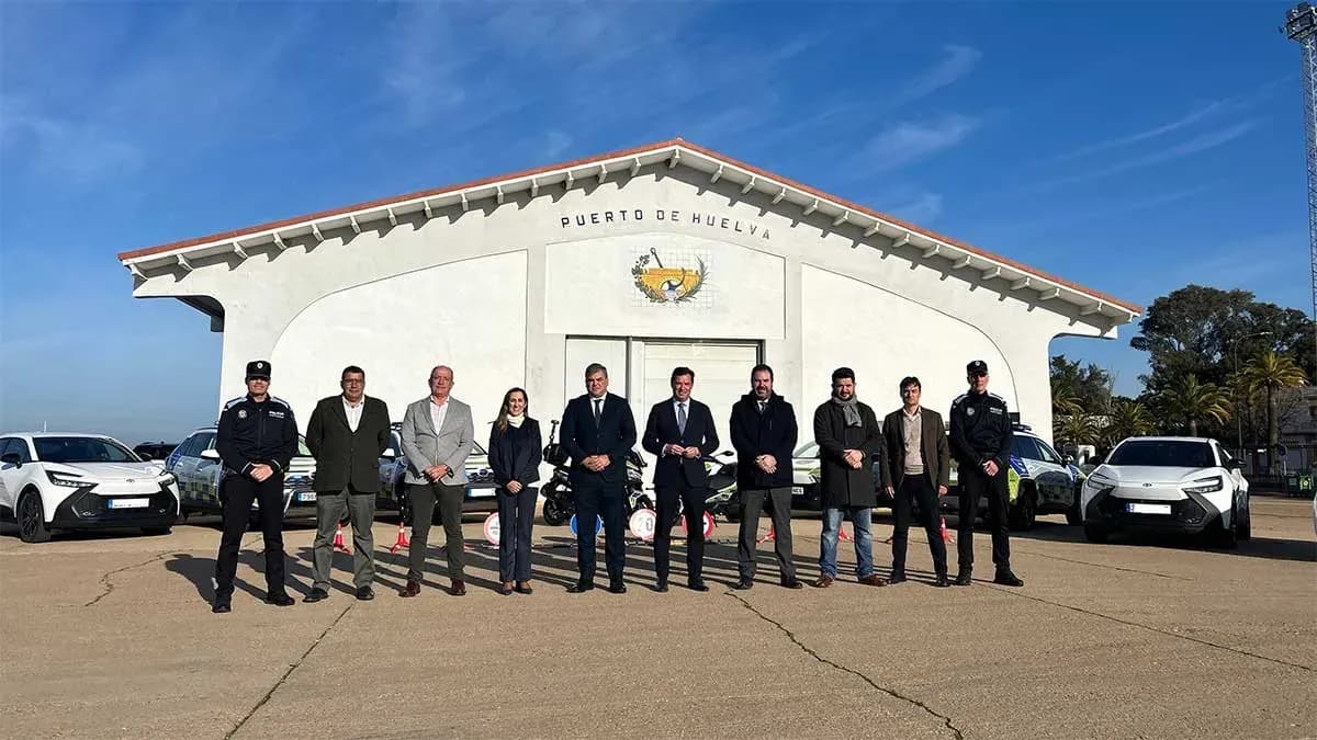 El Puerto de Huelva incorpora 12 nuevos vehículos a su parque móvil para servicios de seguridad y operaciones