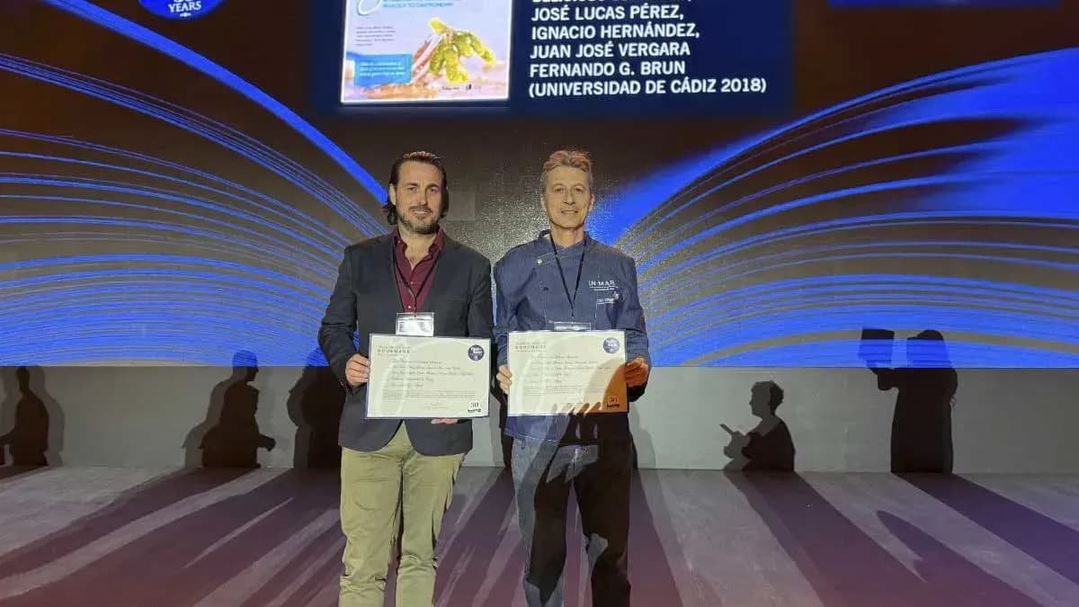 El CEI·Mar y la UCA reciben el máximo reconocimiento mundial por su libro sobre gastronomía de algas