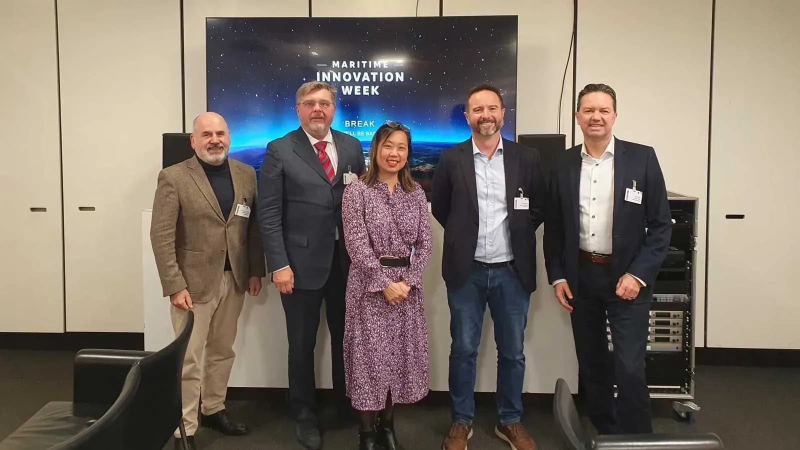 La Autoridad Portuaria de Valencia expone su estrategia de innovación en el Maritime Innovation Week 2025