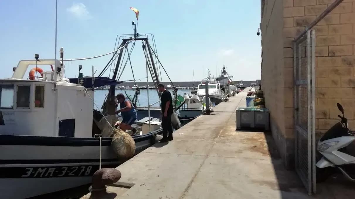 La Agencia Pública de Puertos de Andalucía adjudica la reparación y estabilización del muelle de combustible en Fuengirola
