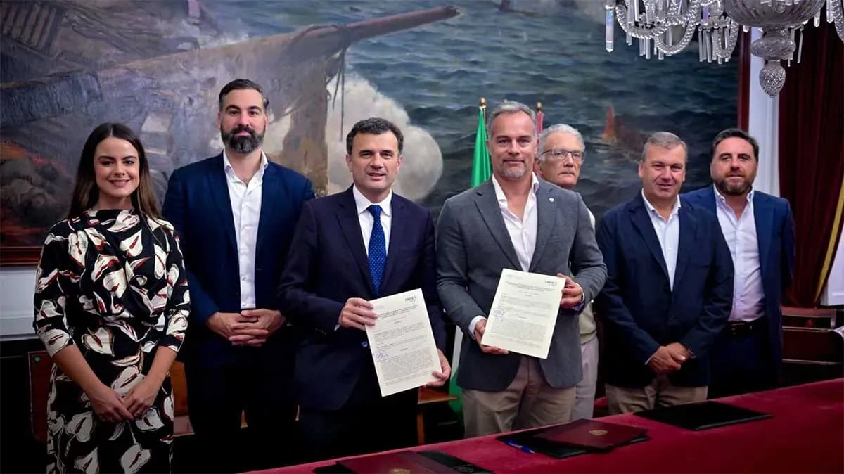 Ayuntamiento y Cádiz-Port firman un convenio para promover proyectos de innovación y empleo en el ámbito marítimo-portuario