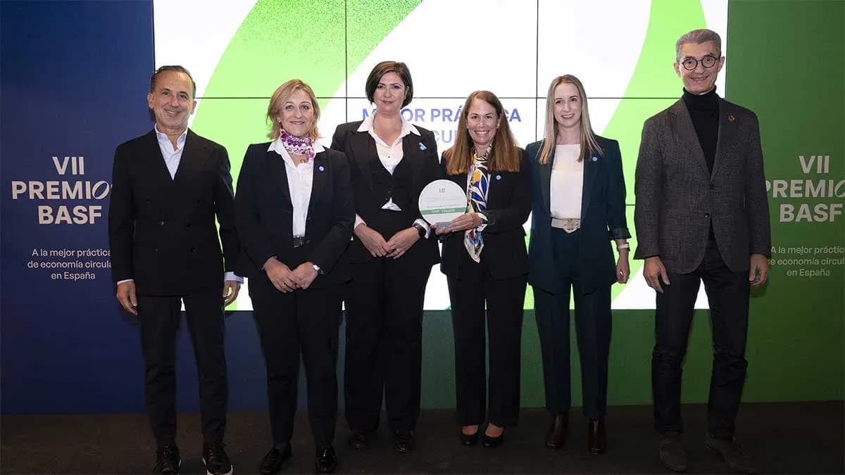 Moeve recibe el Premio BASF a la mejor práctica de economía circular por su embalaje reciclado para productos químicos