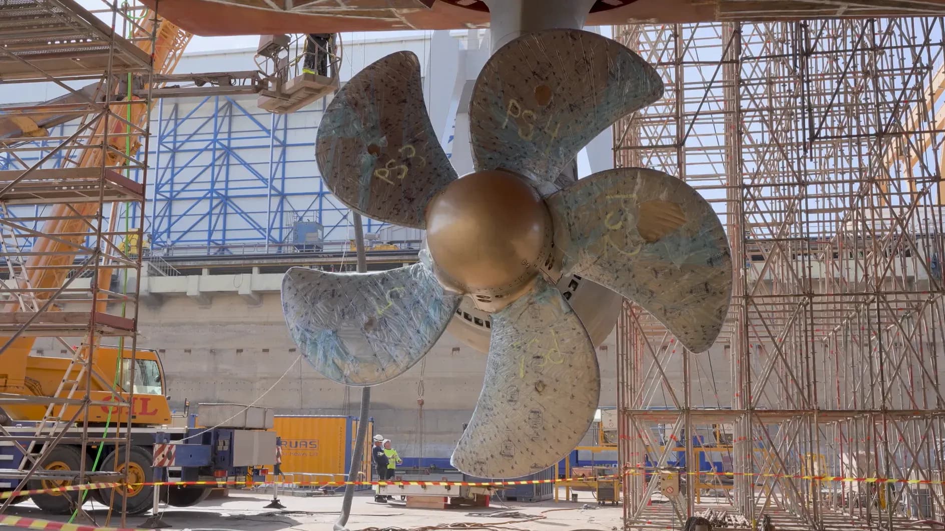 El portaaeronaves “Juan Carlos I” entra en la fase final de su modernización en Navantia Puerto Real