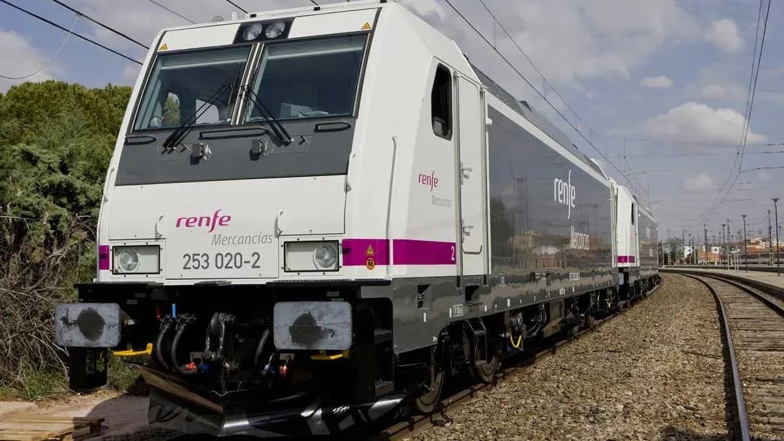 El Ministerio de Transportes distribuye 44,3 millones en ayudas ferroviarias a nueve operadores de mercancías