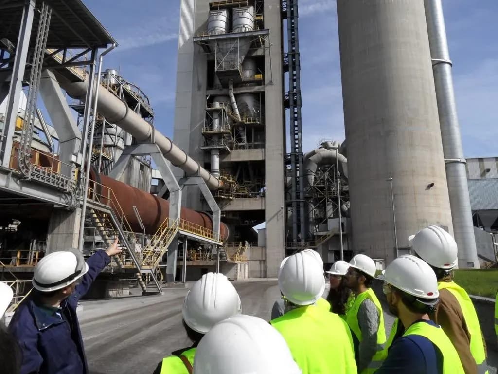 Cementos Tudela Veguín trasladará su terminal al Puerto Exterior de La Coruña