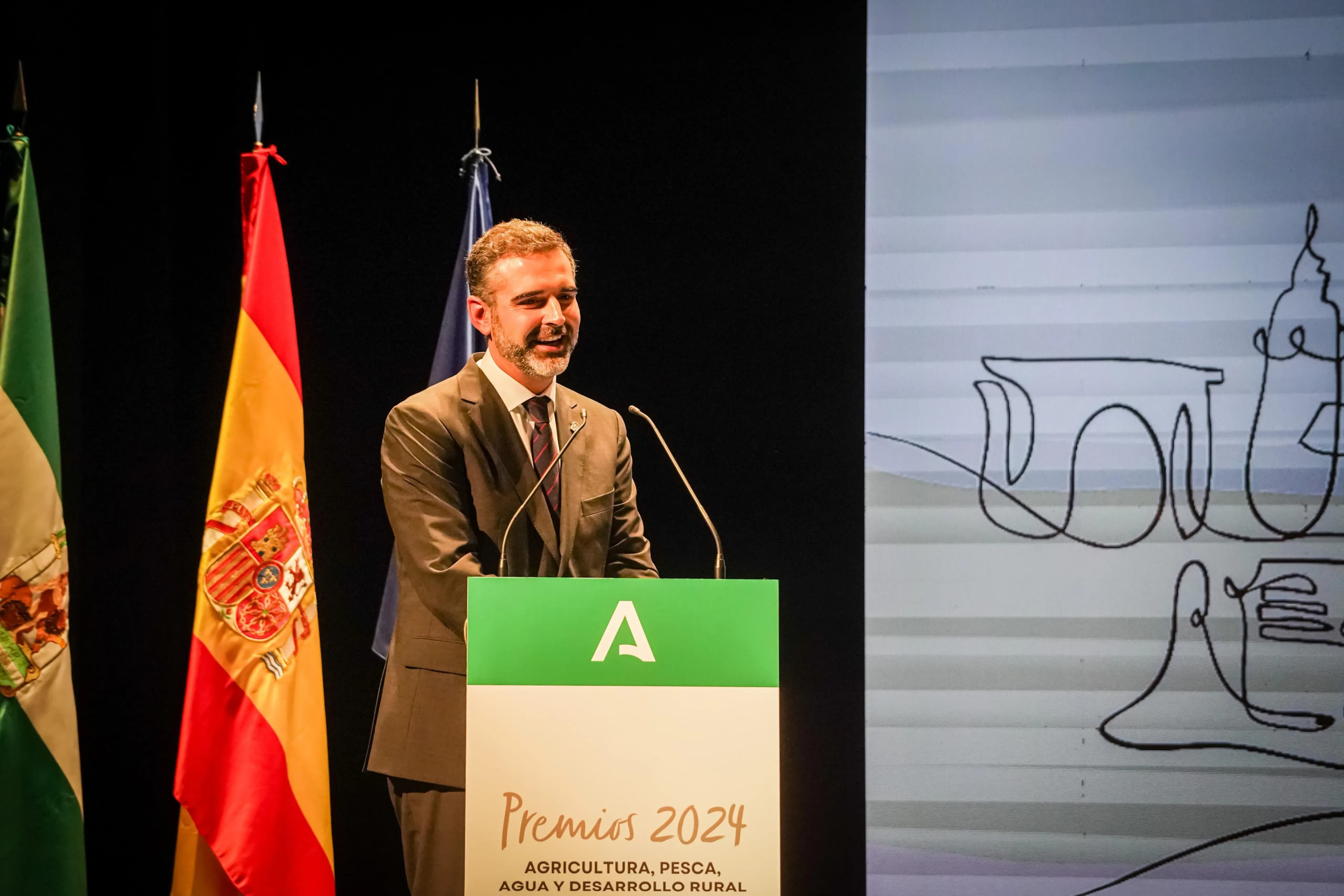 La pesca artesanal del Estrecho, la cooperativa La Palma y USISA, premiados por su aportación al sector andaluz