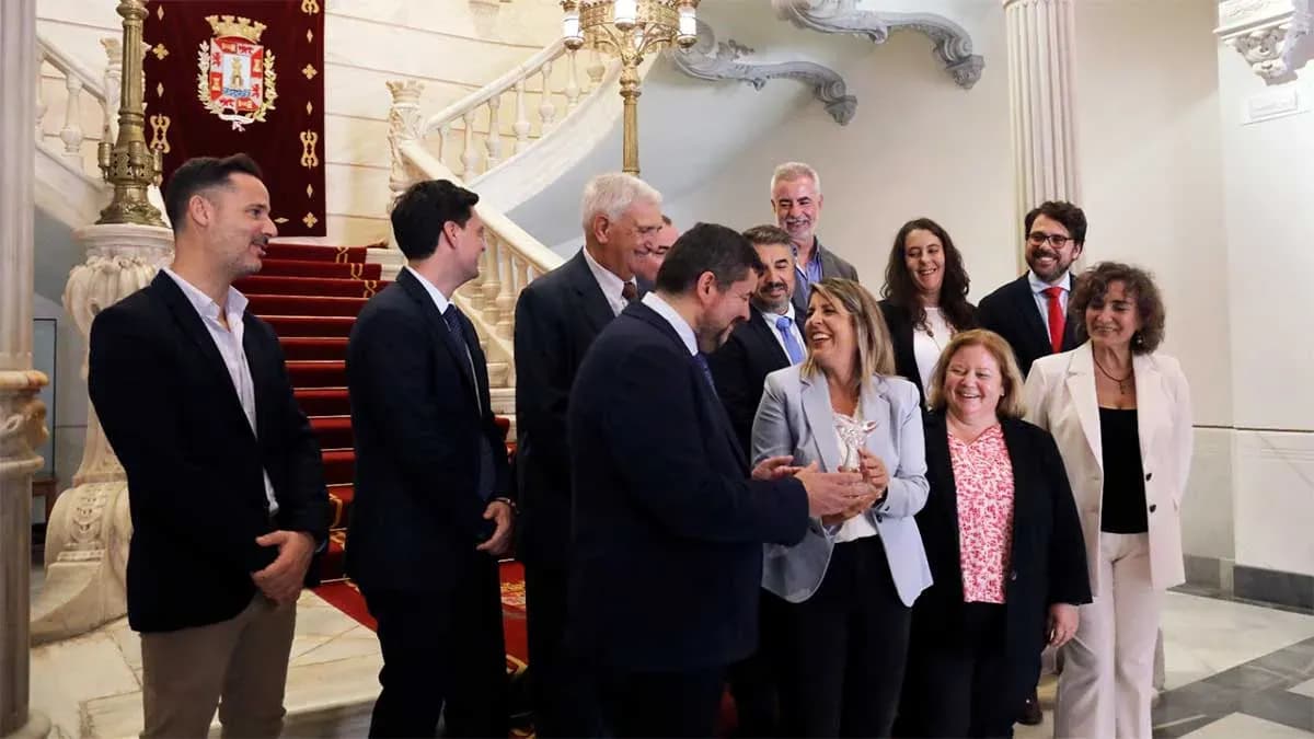Las patronales de Cádiz, Cartagena y Ferrol abordan el futuro de la industria naval y su relación con la Defensa