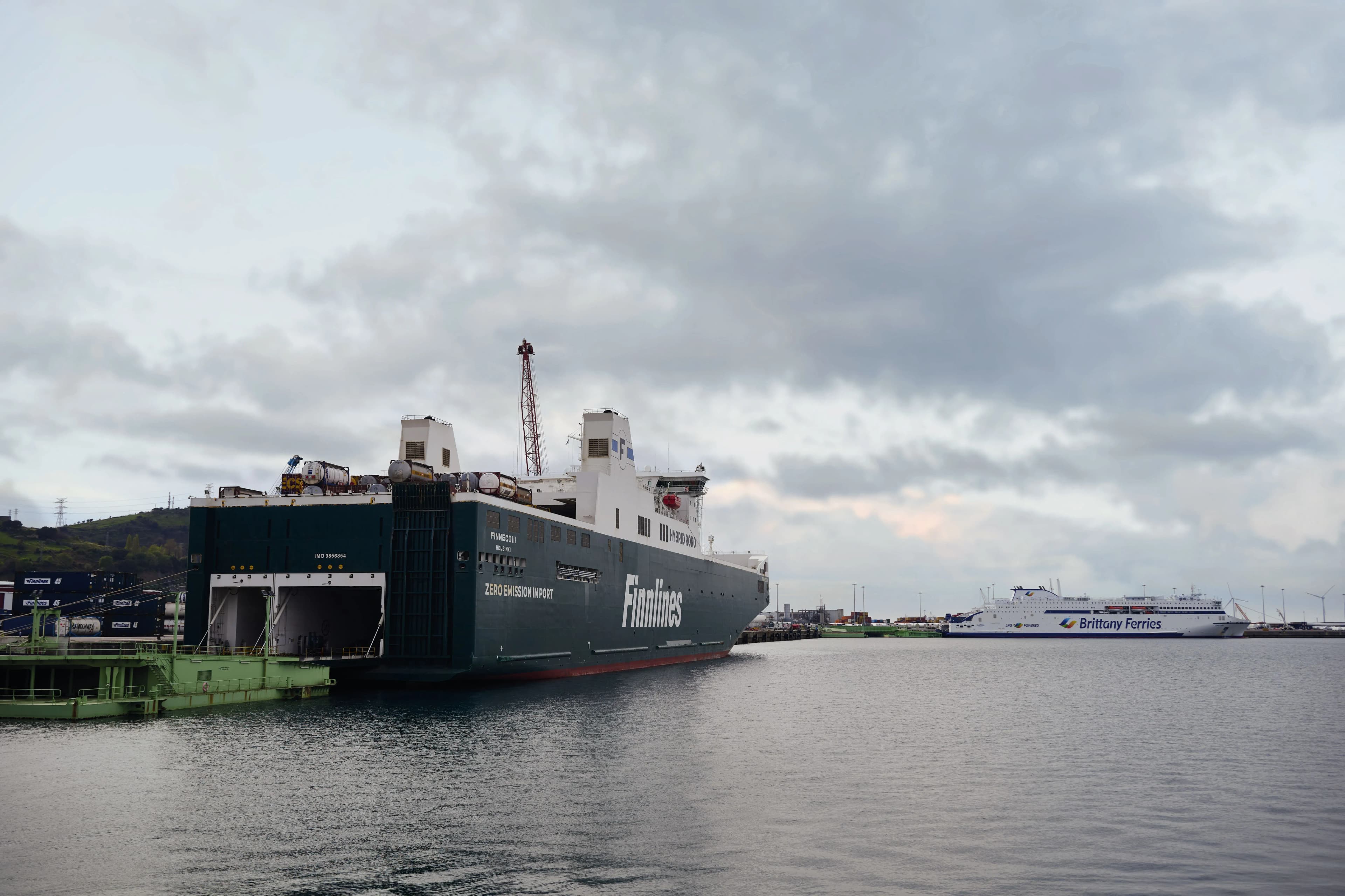 Finnlines lanza un servicio semanal entre Bilbao y Gdynia con buques híbridos de última generación