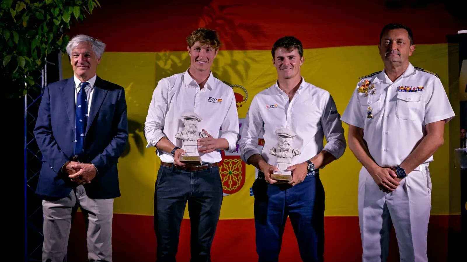 Diego Botín y Florián Trittel reciben el VI Premio “Cádiz con Elcano” por su trayectoria en la vela
