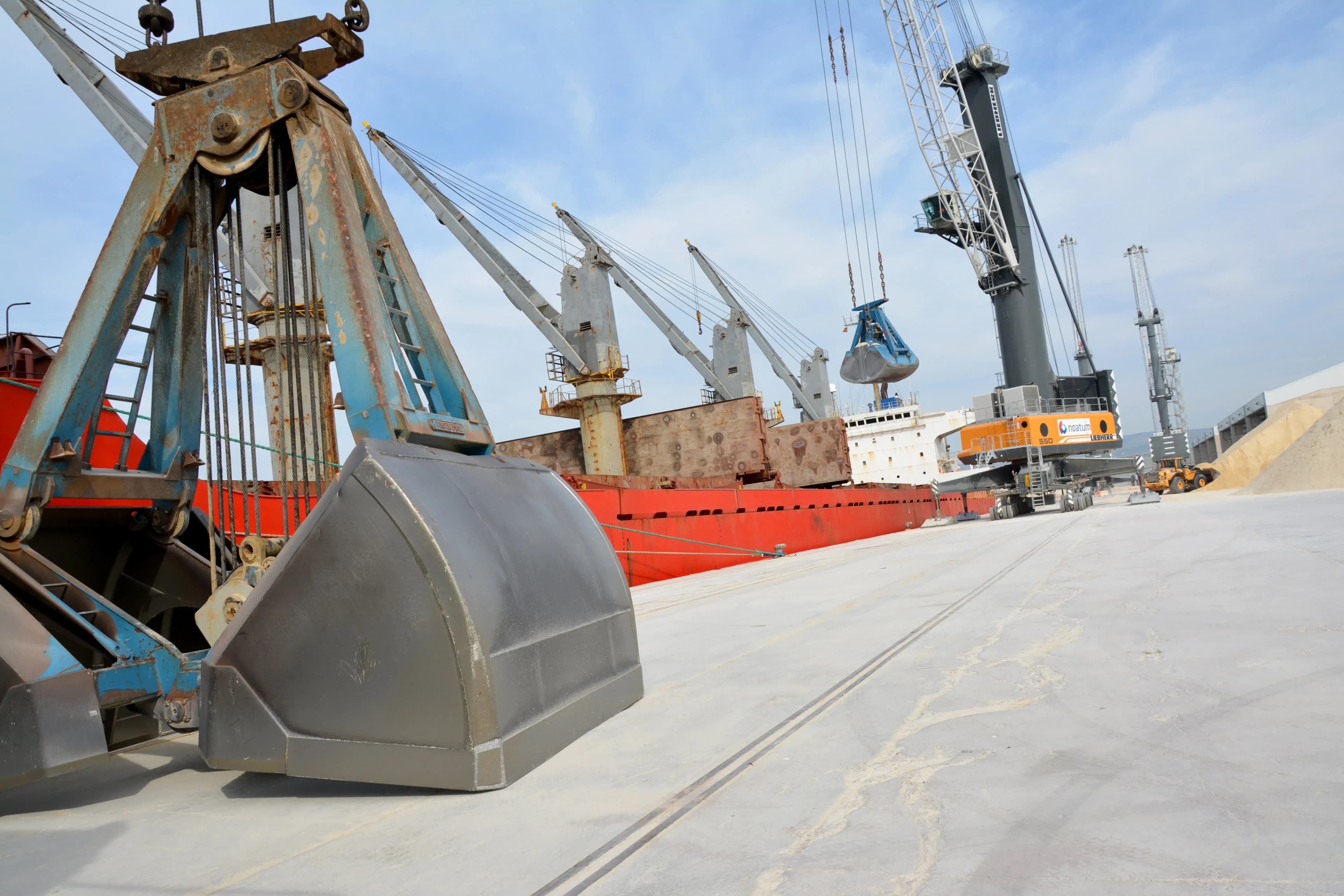 El Puerto de Castellón crece un 25% en tráfico de contenedores