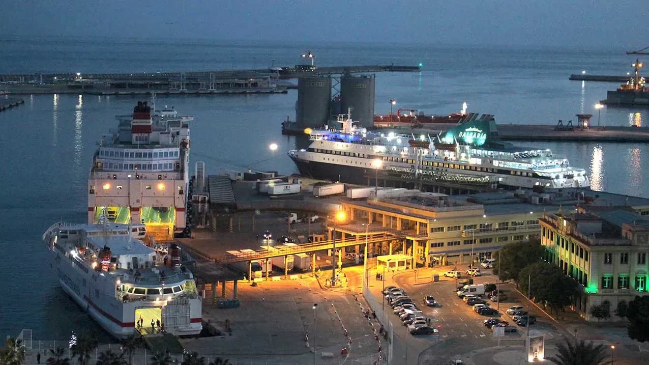 El Puerto de Málaga concluye la OPE 2025 con un balance positivo en la gestión de pasajeros y vehículos