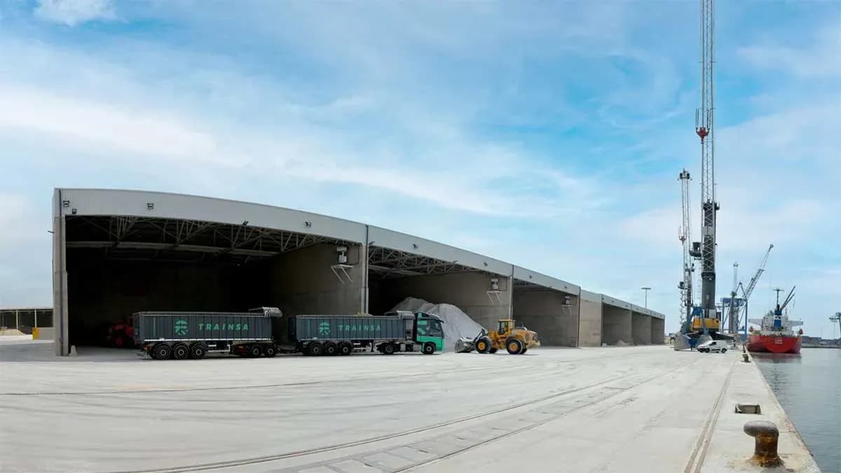 El Puerto de Castellón concentra el 32 % de sus tráficos en mercancías vinculadas al sector cerámico