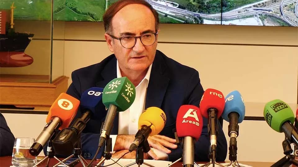 Gerardo Landaluce defiende que Algeciras mantiene sus tráficos con EEUU pese al entorno arancelario y el ajuste del servicio MECL