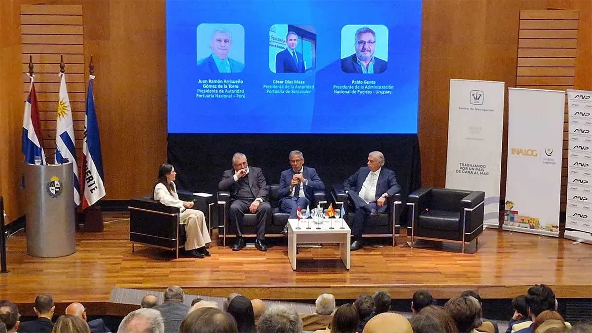 La Autoridad Portuaria de Santander presenta en Montevideo su modelo de integración puerto-ciudad y proyectos de transformación digital