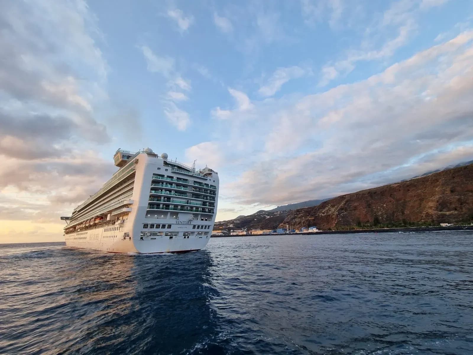 Los puertos de Tenerife arrancan la temporada 2025-2026 de cruceros con 783 escalas previstas