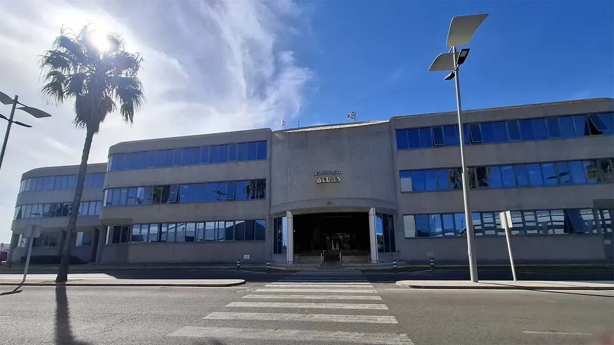 Proelsur se establece en el edificio Atlas de la Zona Franca de Cádiz