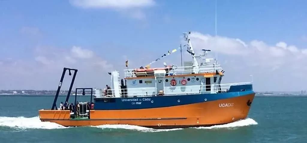 El buque oceanográfico UCADIZ concluye una nueva campaña de investigación en el Estrecho de Gibraltar