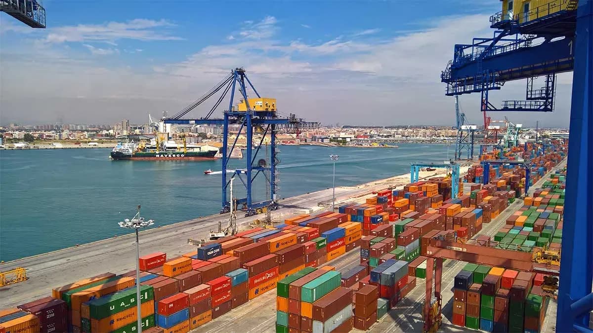 La Fundación Valenciaport inicia en octubre la 22ª edición del curso de Servicios Portuarios