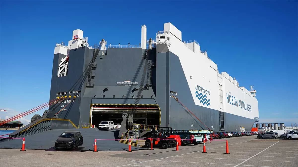 El Puerto de Barcelona se consolida como principal acceso de los vehículos chinos al mercado europeo