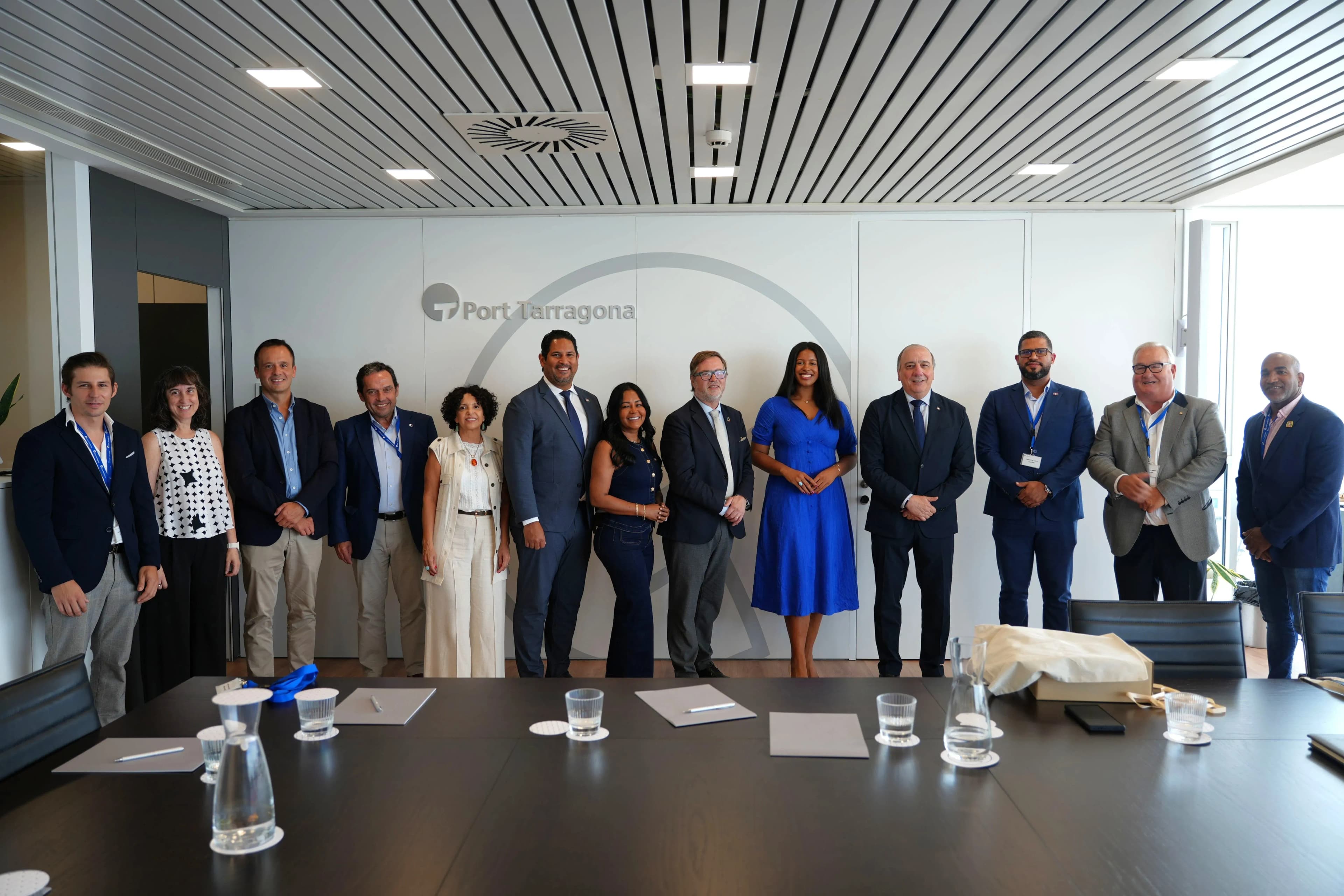 El Puerto de Tarragona recibe a una delegación empresarial de República Dominicana