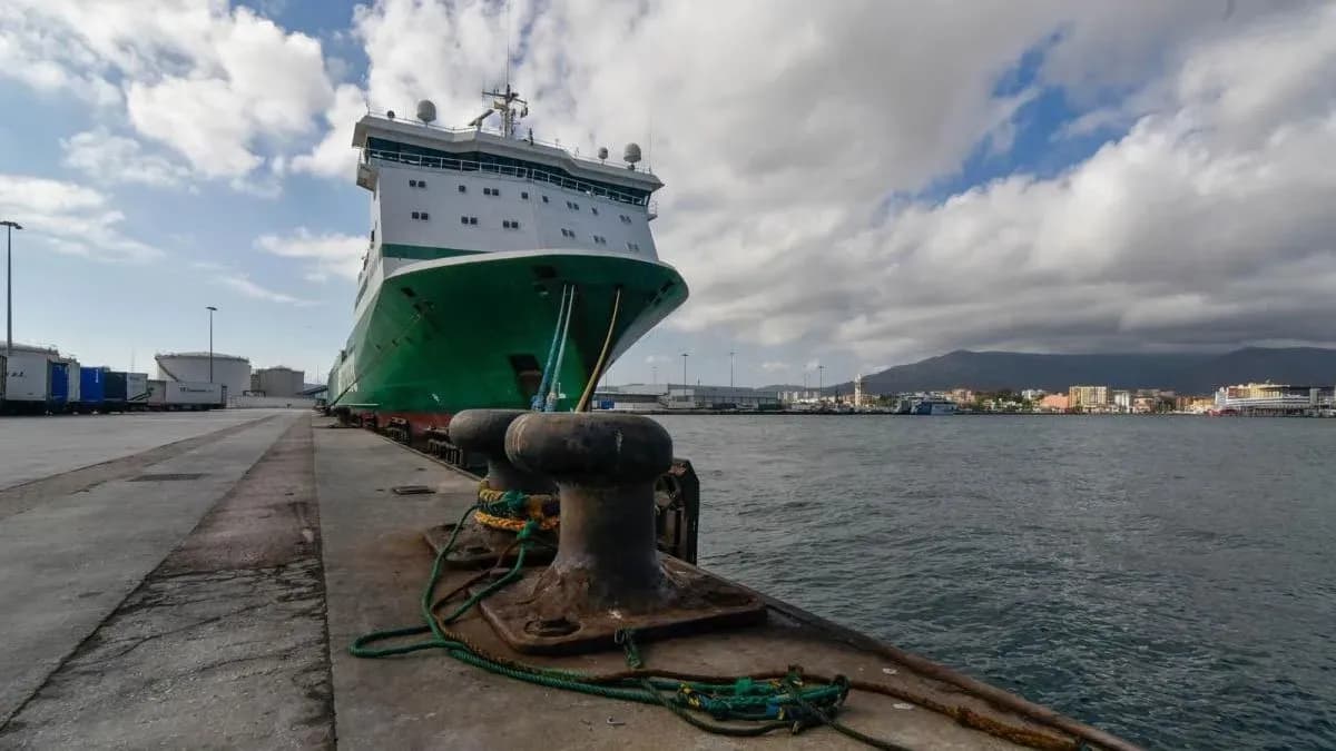 Acuerdo salarial en el sector del amarre del puerto de Algeciras con una subida del 2,8%