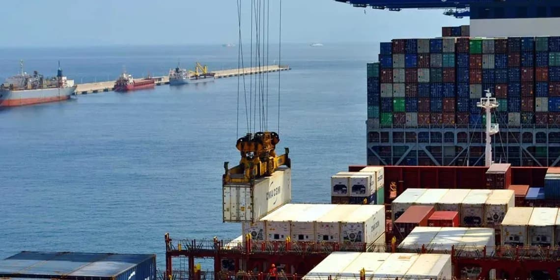 Cádiz lidera las exportaciones andaluzas entre enero y mayo con un crecimiento del 21,5%