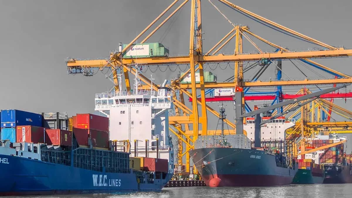 Propeller Valencia y Fundación Valenciaport lanzan una nueva edición del curso sobre procedimientos y documentación logística-portuaria