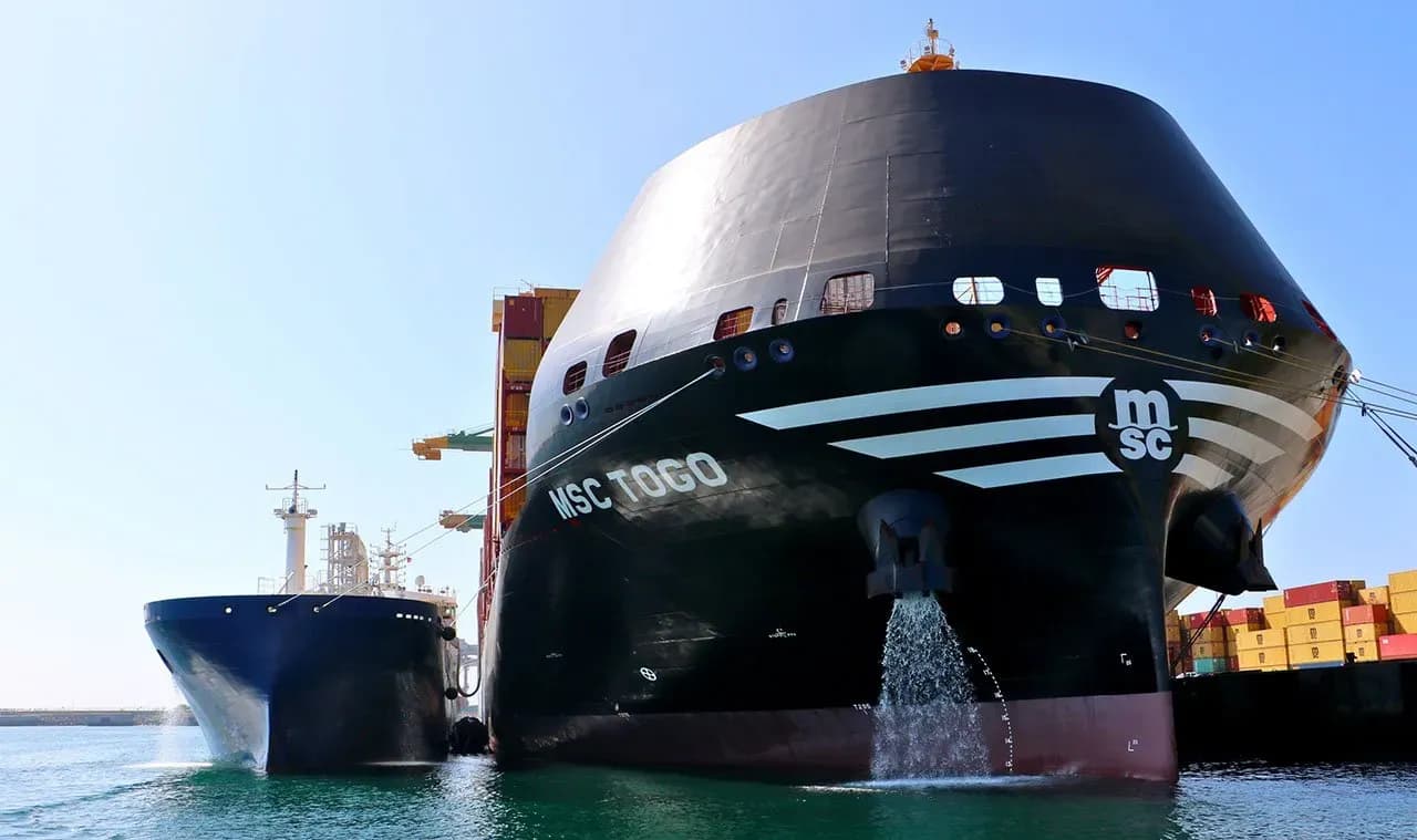 Axpo realiza la primera operación de bunkering GNL de barco a barco en el puerto de Sines