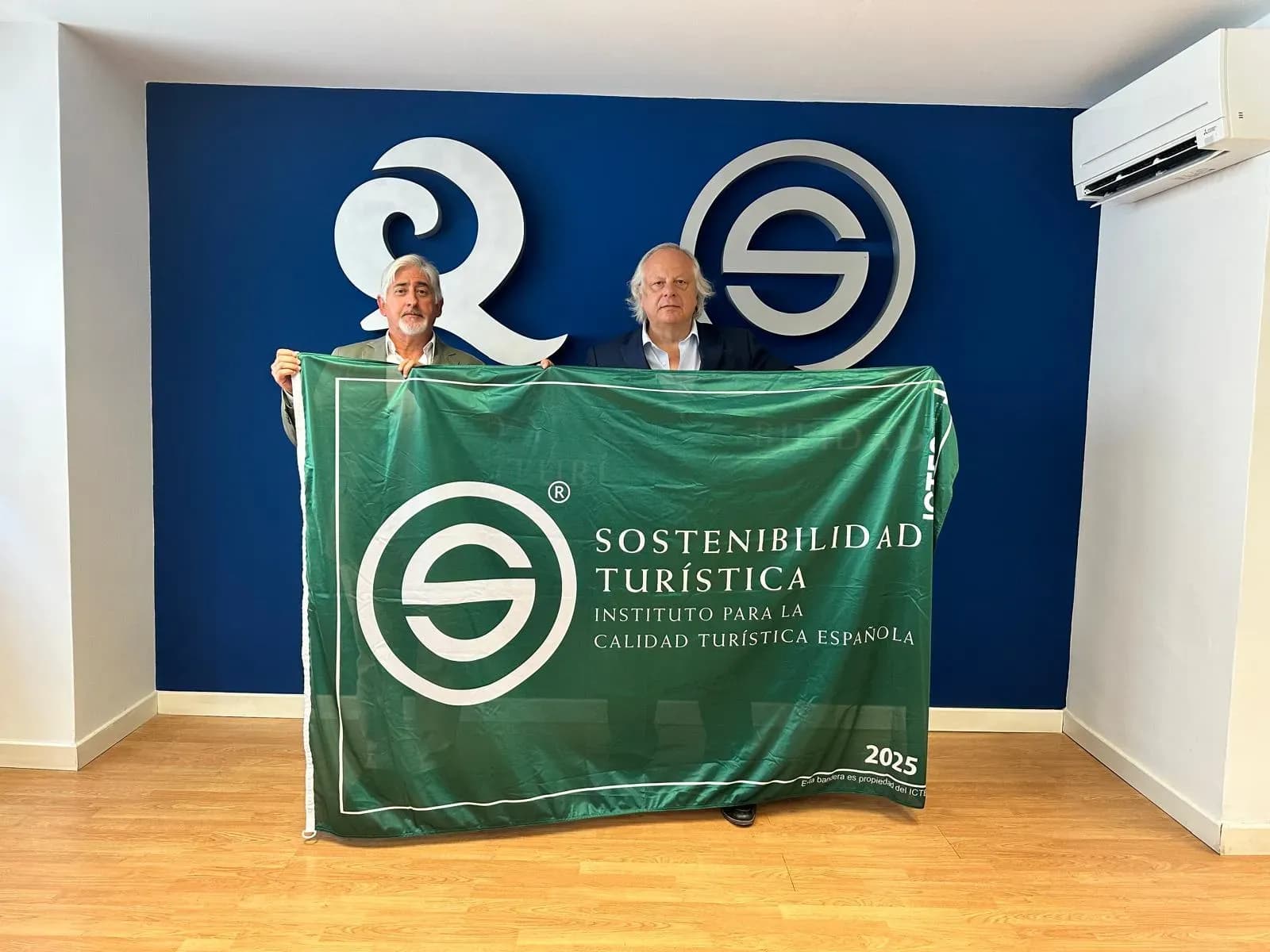 Puerto Sotogrande renueva por segundo año la Bandera “S” de Sostenibilidad del ICTES