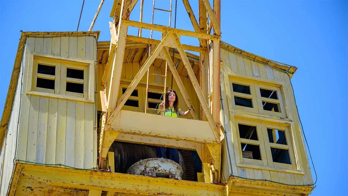 Almería recuperará la grúa Babcock & Wilcox y la locomotora Deutz como elementos singulares del espacio puerto-ciudad
