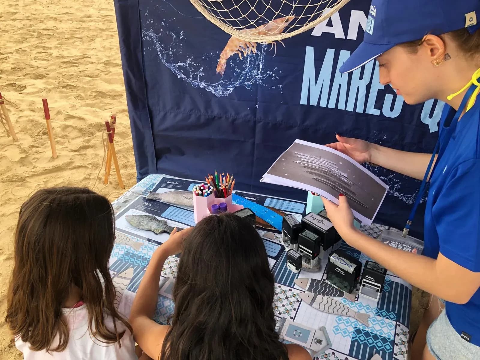 La Junta activa la campaña ‘Andalucía, Mares que saben’ con más de 200 actividades en las playas andaluzas