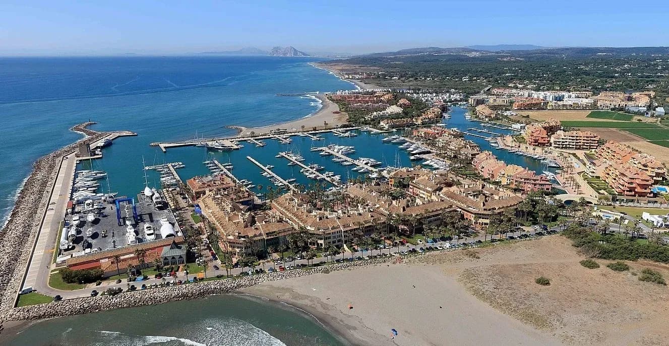 Marinas de España activa las comisiones de trabajo para preparar su primer congreso nacional